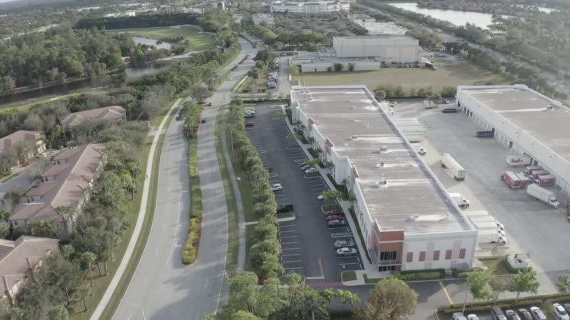 2213 Vista Pkwy, West Palm Beach, FL 33411, 0100