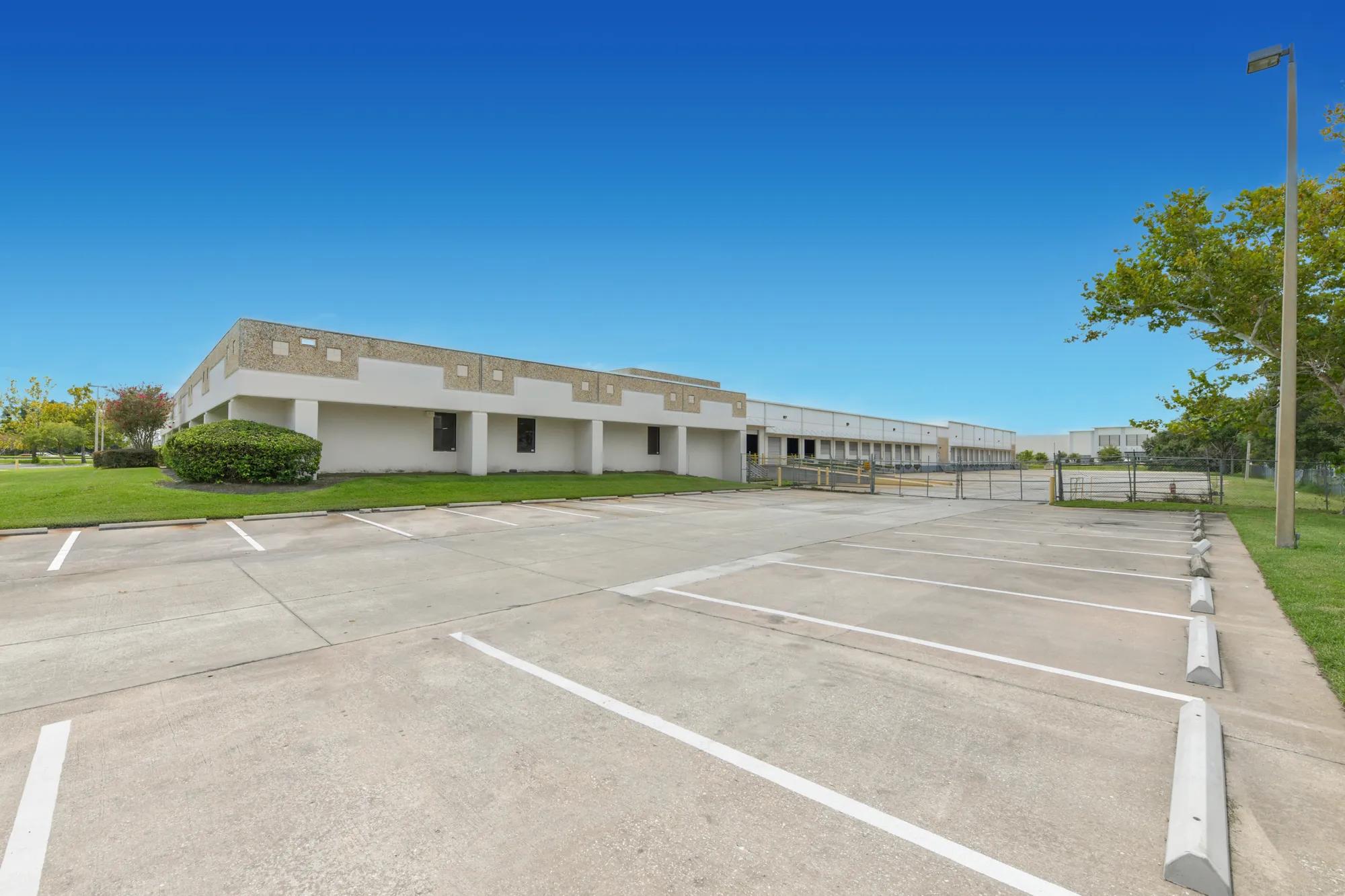 Details of 3200 Mercy Drive, Orlando, FL 32808 - Industrial Property For Lease
