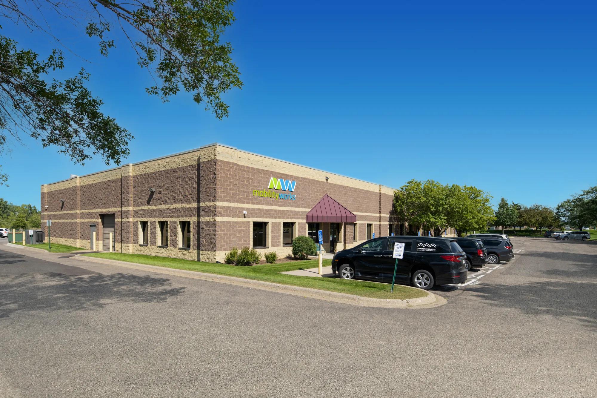 Details of 1885-1915 County Road C W, Roseville, MN 55113 - Industrial Property For Lease