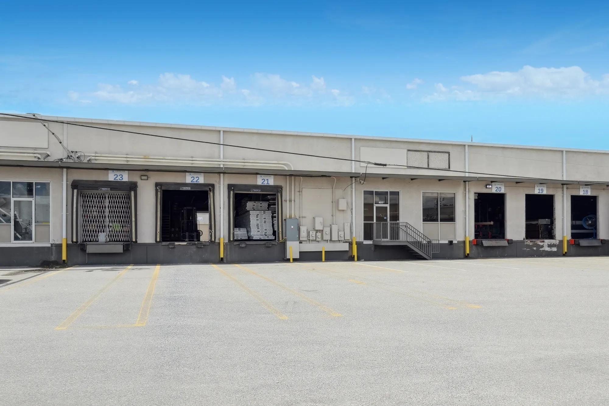 Details of 4501-4751 Transport Drive, Tampa, FL 33605 - Industrial Property For Lease
