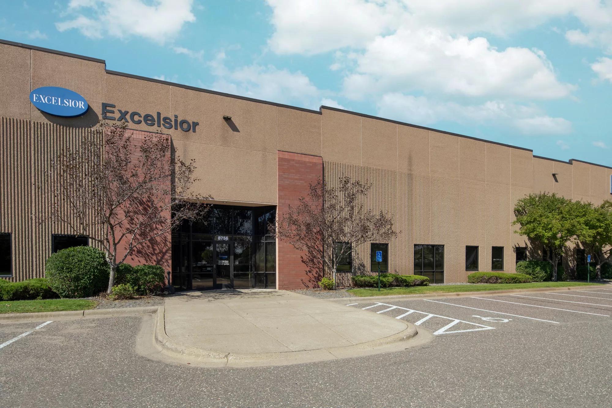 Details of Minneapolis, MN 55449 - Industrial Property For Lease