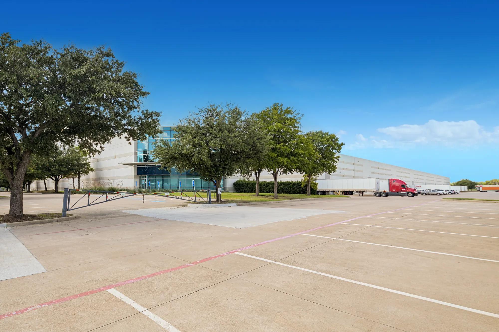 3501 Sandshell Dr, Fort Worth, TX 76137-2467, 002
