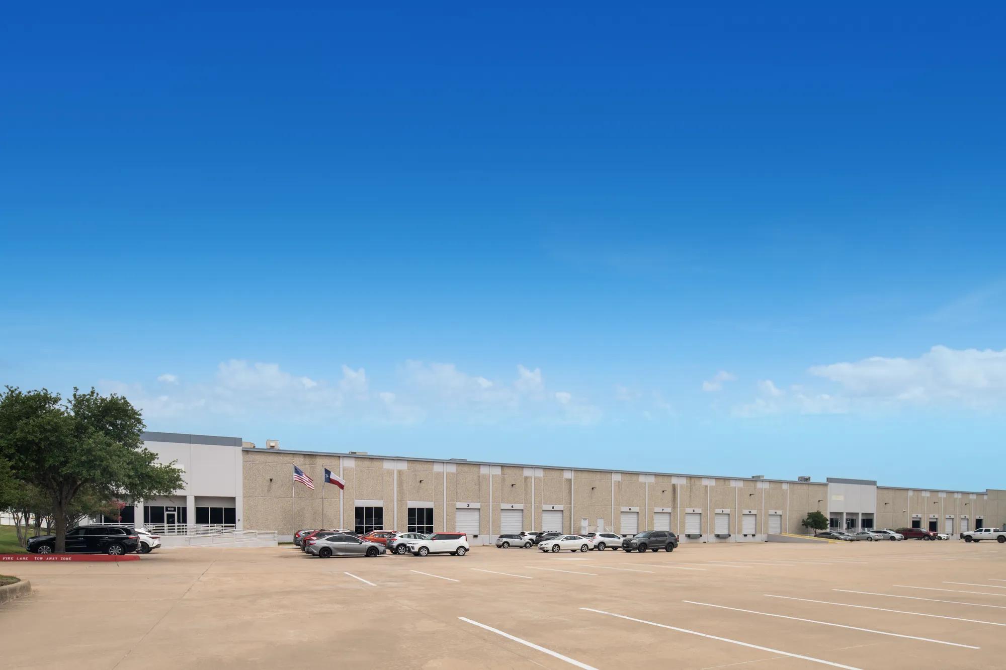 2400 Grand Avenue Parkway, Austin, TX 78728, 00102