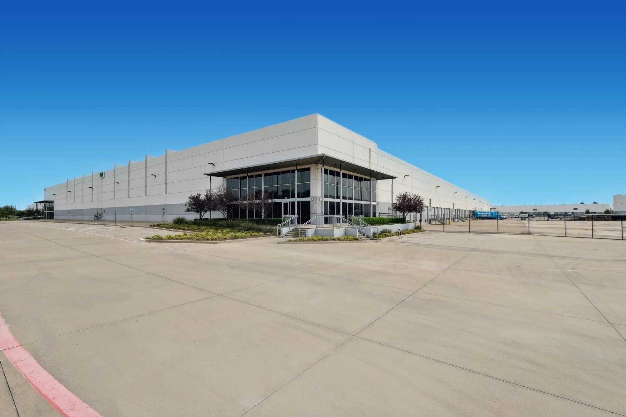 Details of 2250 Lion Country Pkwy, Grand Prairie, TX 75050 - Industrial Property For Lease
