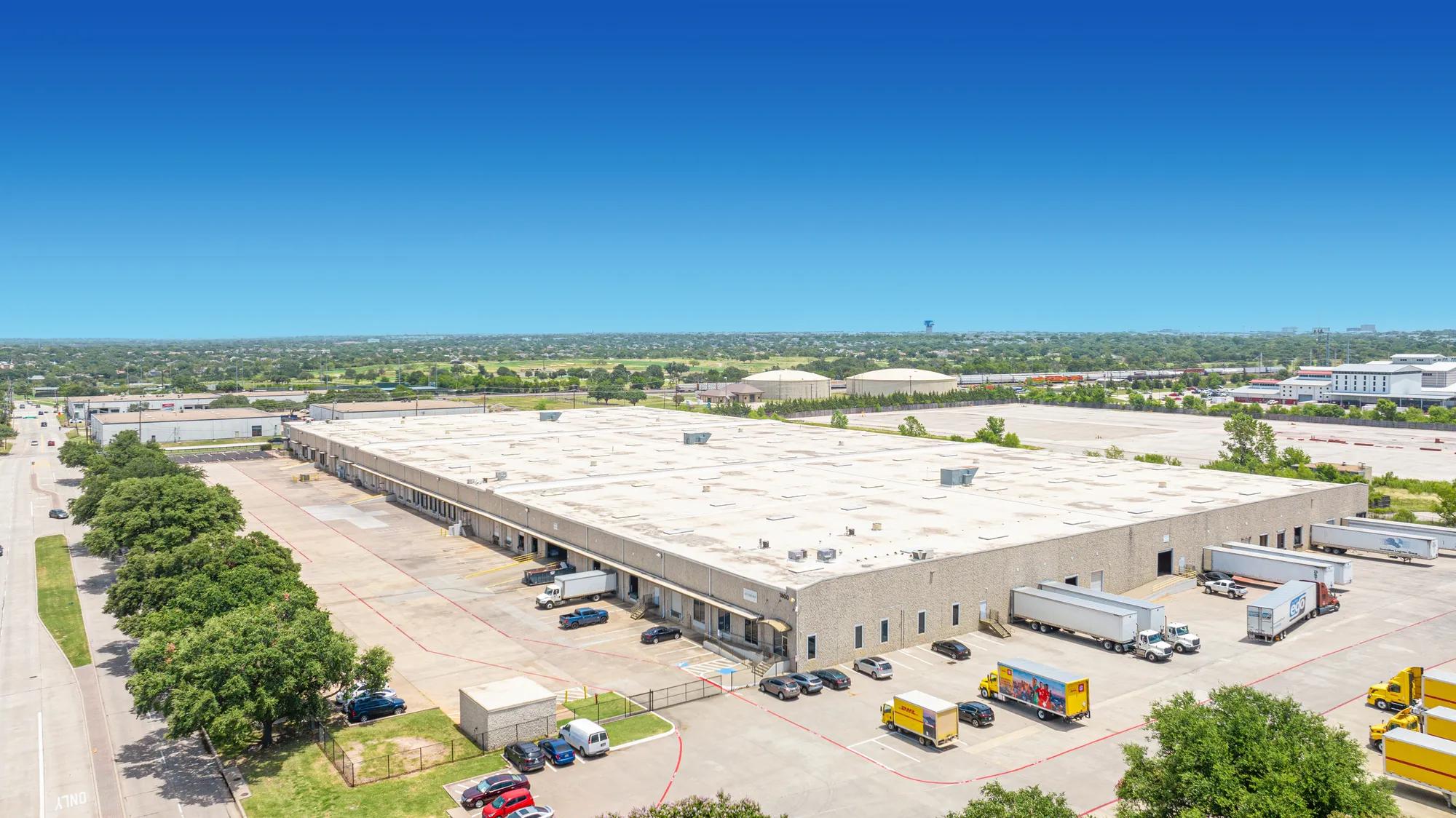 Details of 1810 Kelly Blvd, Carrollton, TX 75006 - Industrial Property For Lease