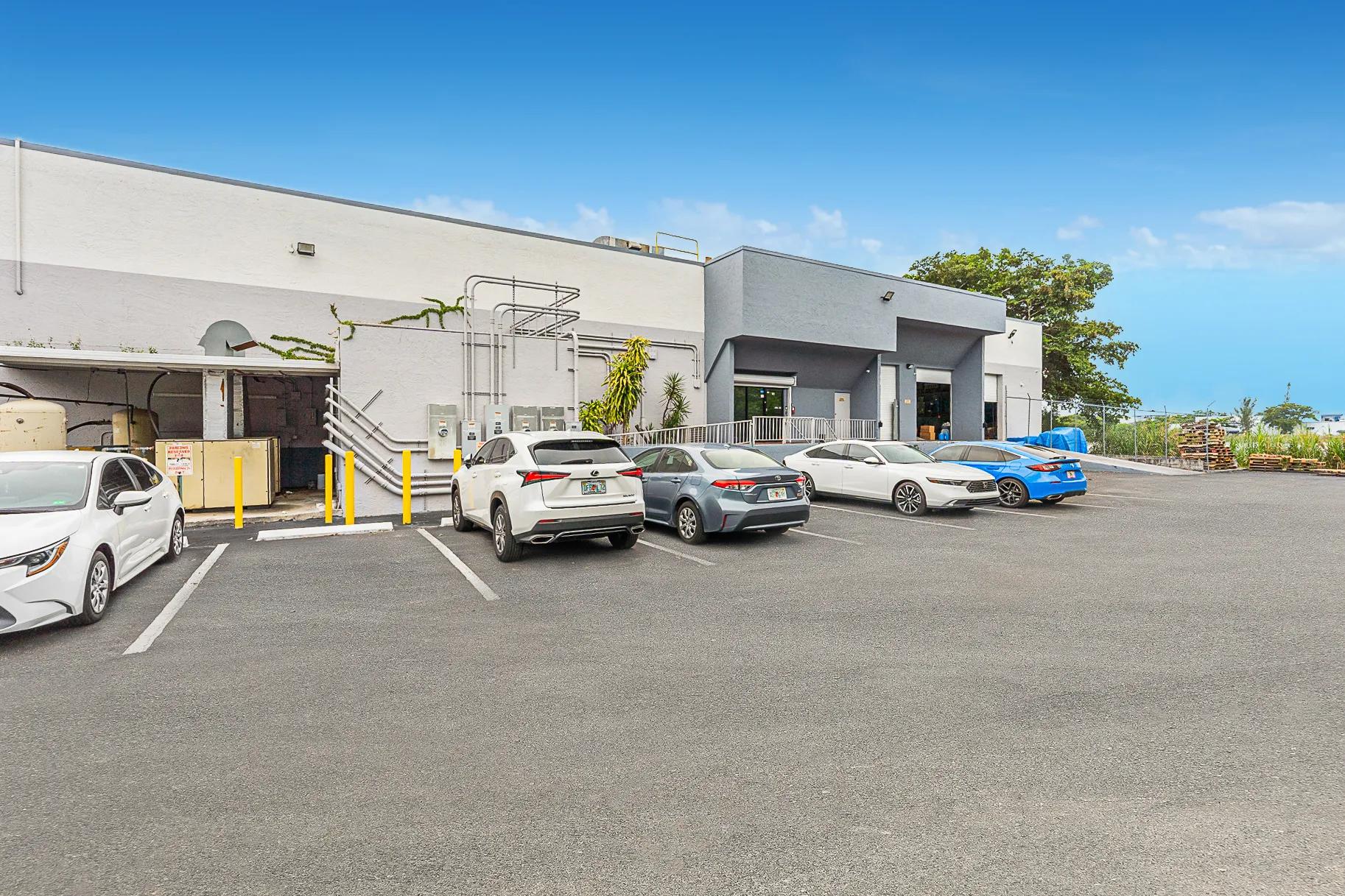 Details of Hialeah, FL 33014 - Industrial Property For Lease