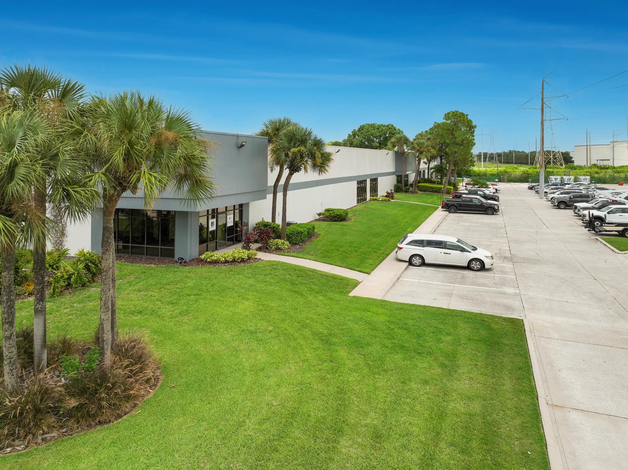 9820-9876 Currie Davis Dr., Tampa, FL 33619, 3-9876-