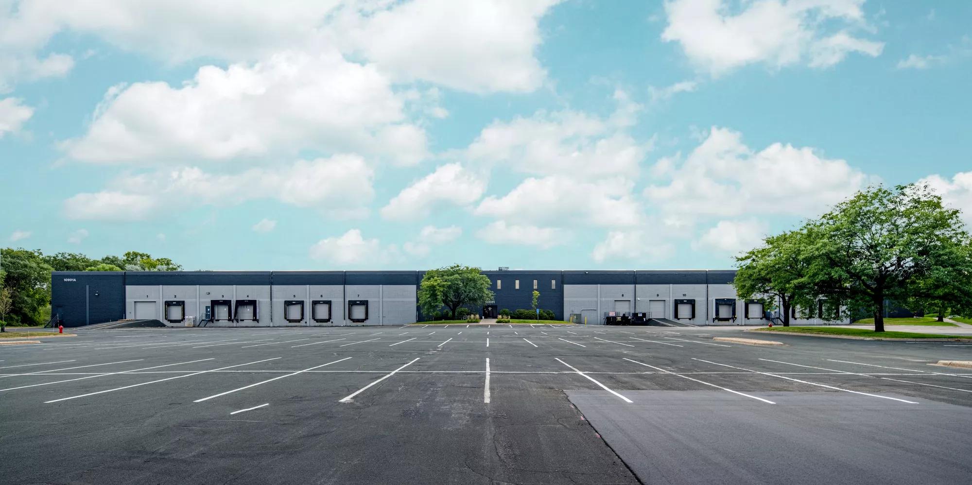 Details of Bloomington, MN 55438 - Industrial Property For Lease