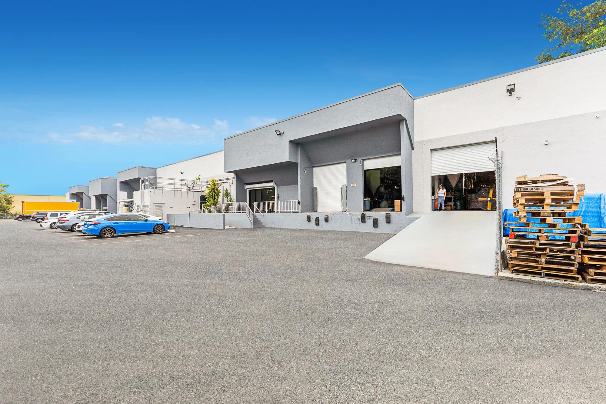 Details of Hialeah, FL 33014 - Industrial Property For Lease