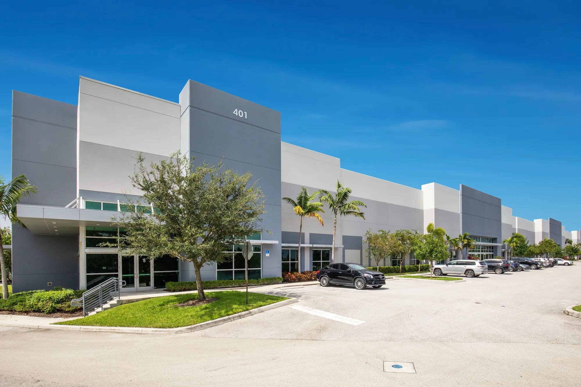 Details of West Palm Beach, FL 33413 - Industrial Property For Lease