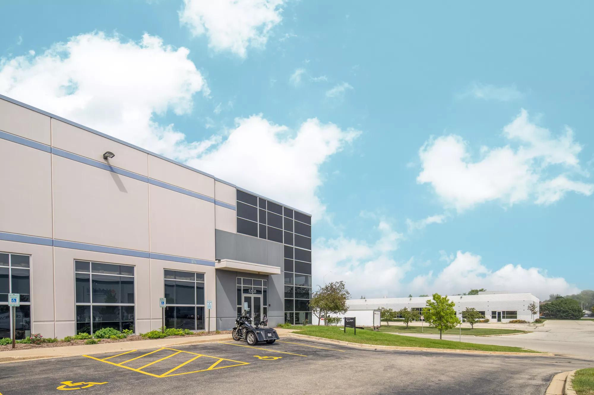 Details of 5235 South International Drive, Cudahy, WI 53110 - Industrial Property For Lease