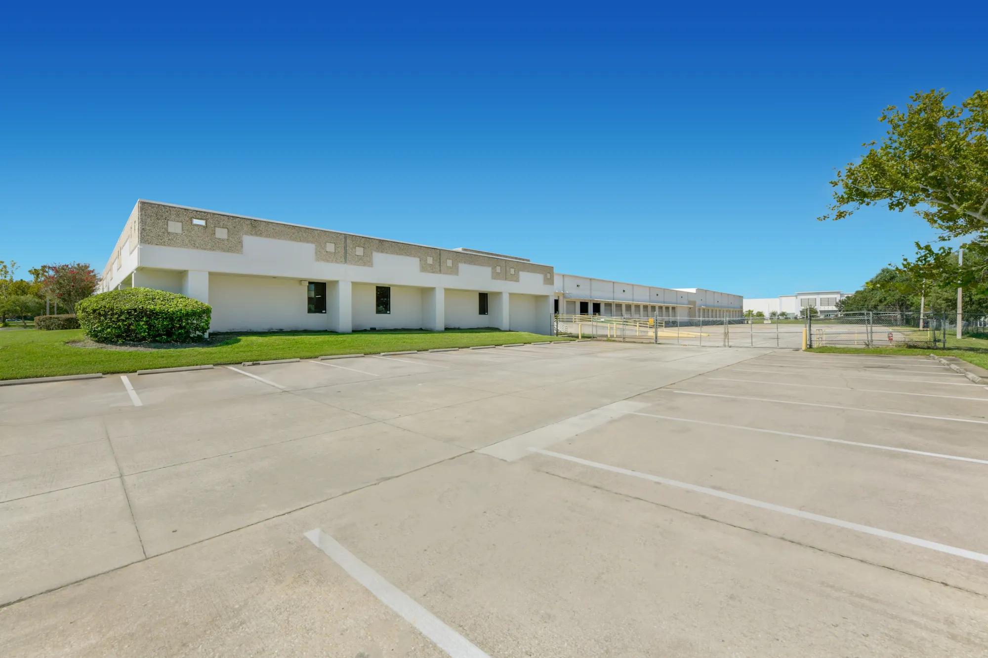 Details of 3200 Mercy Drive, Orlando, FL 32808 - Industrial Property For Lease