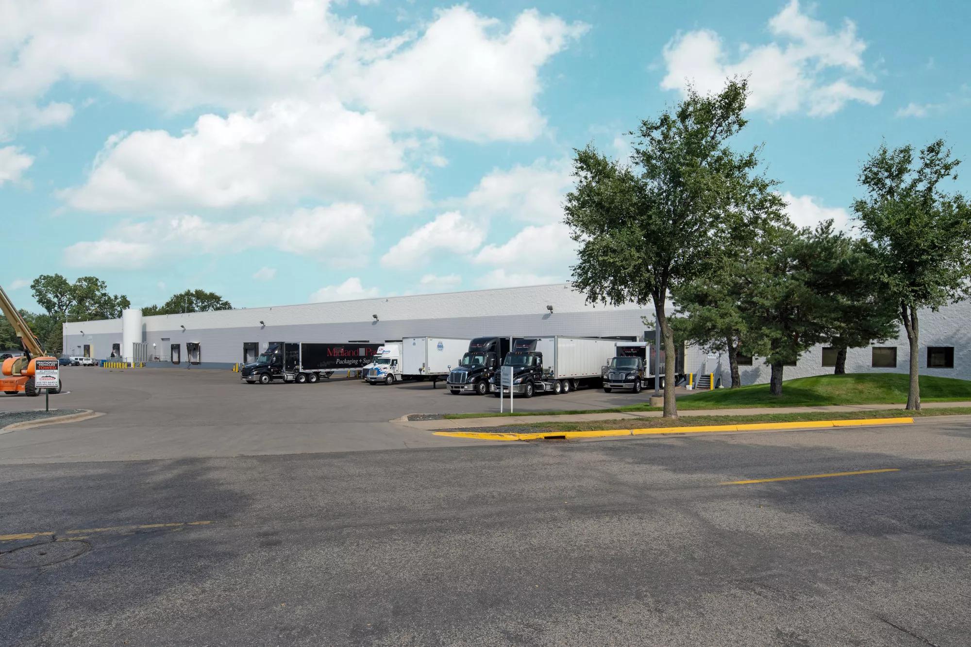 Details of 1800-1860 Elm St SE, Minneapolis, MN 55414 - Industrial Property For Lease