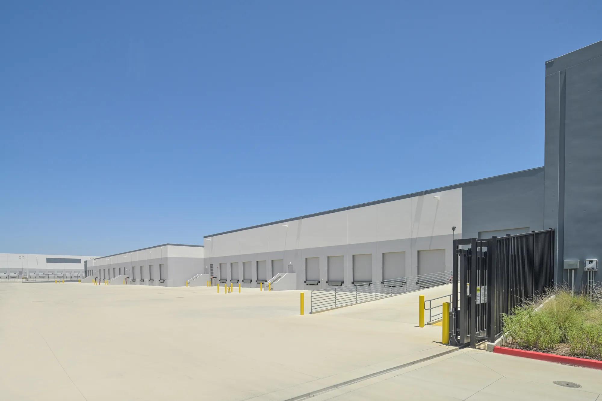 Details of 16325 S. Main St. (Bldg 3), Carson, CA 90248 - Industrial Property For Lease