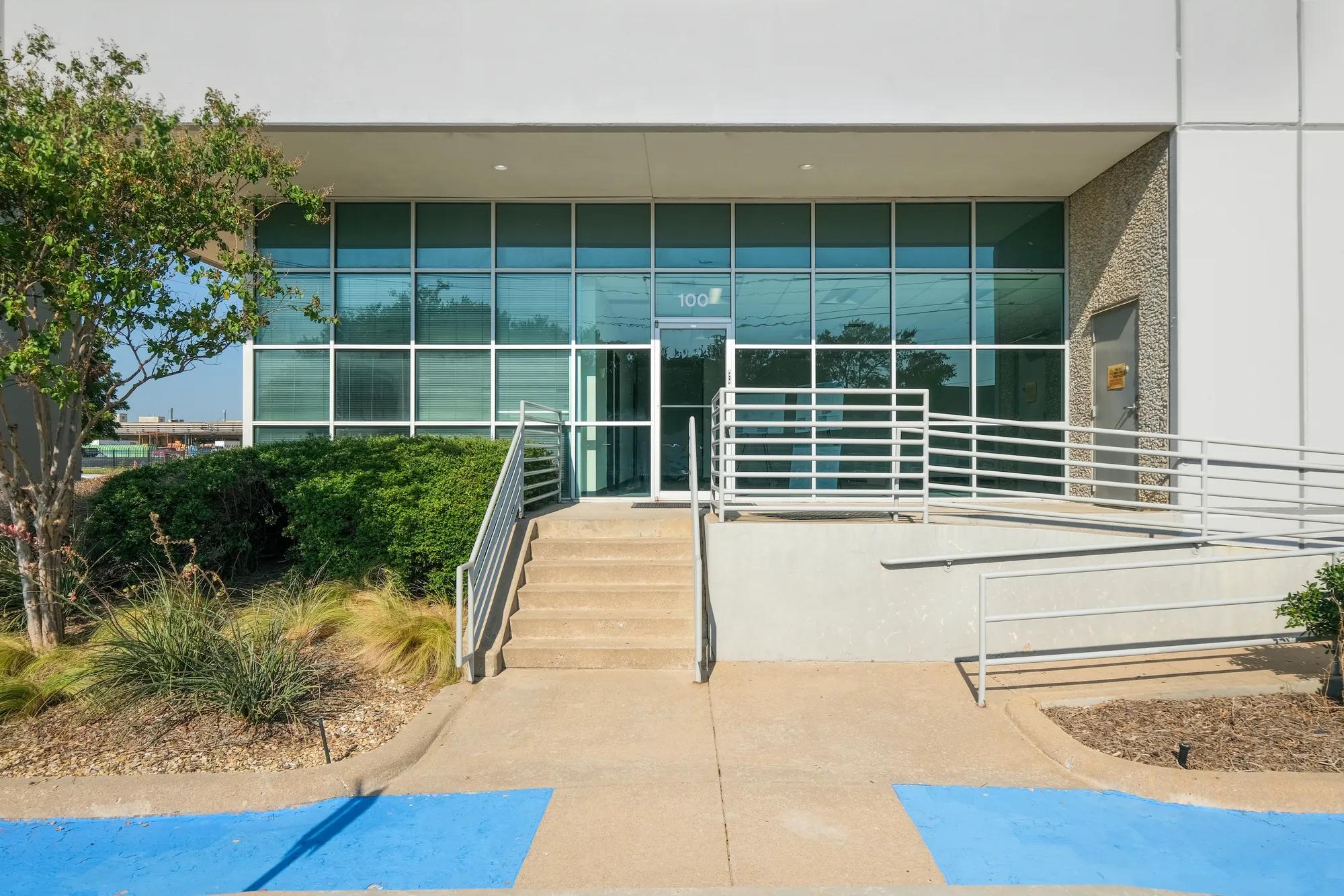 Details of Grand Prairie, TX 75050 - Industrial Property For Lease