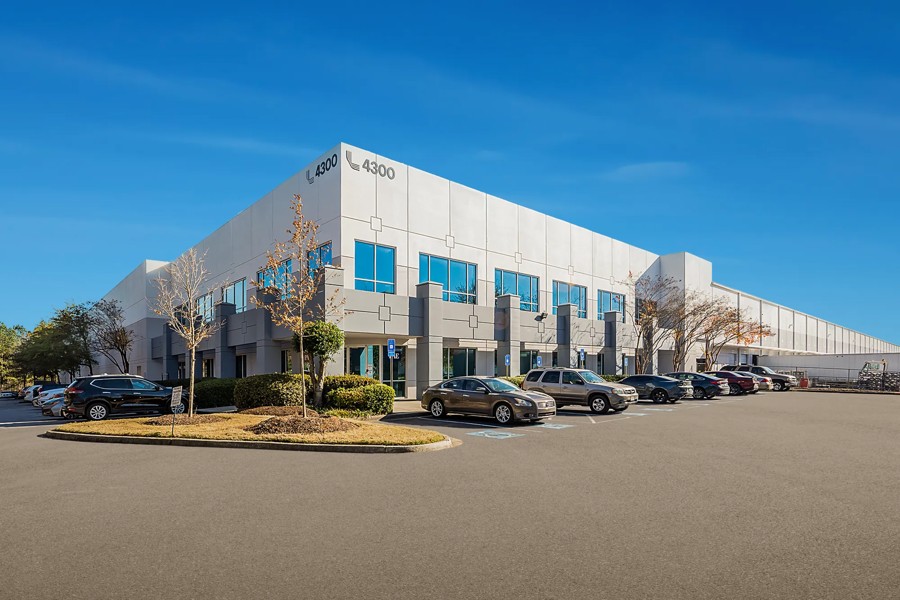 4300 South Fulton Parkway, Atlanta, GA 30349, 0200
