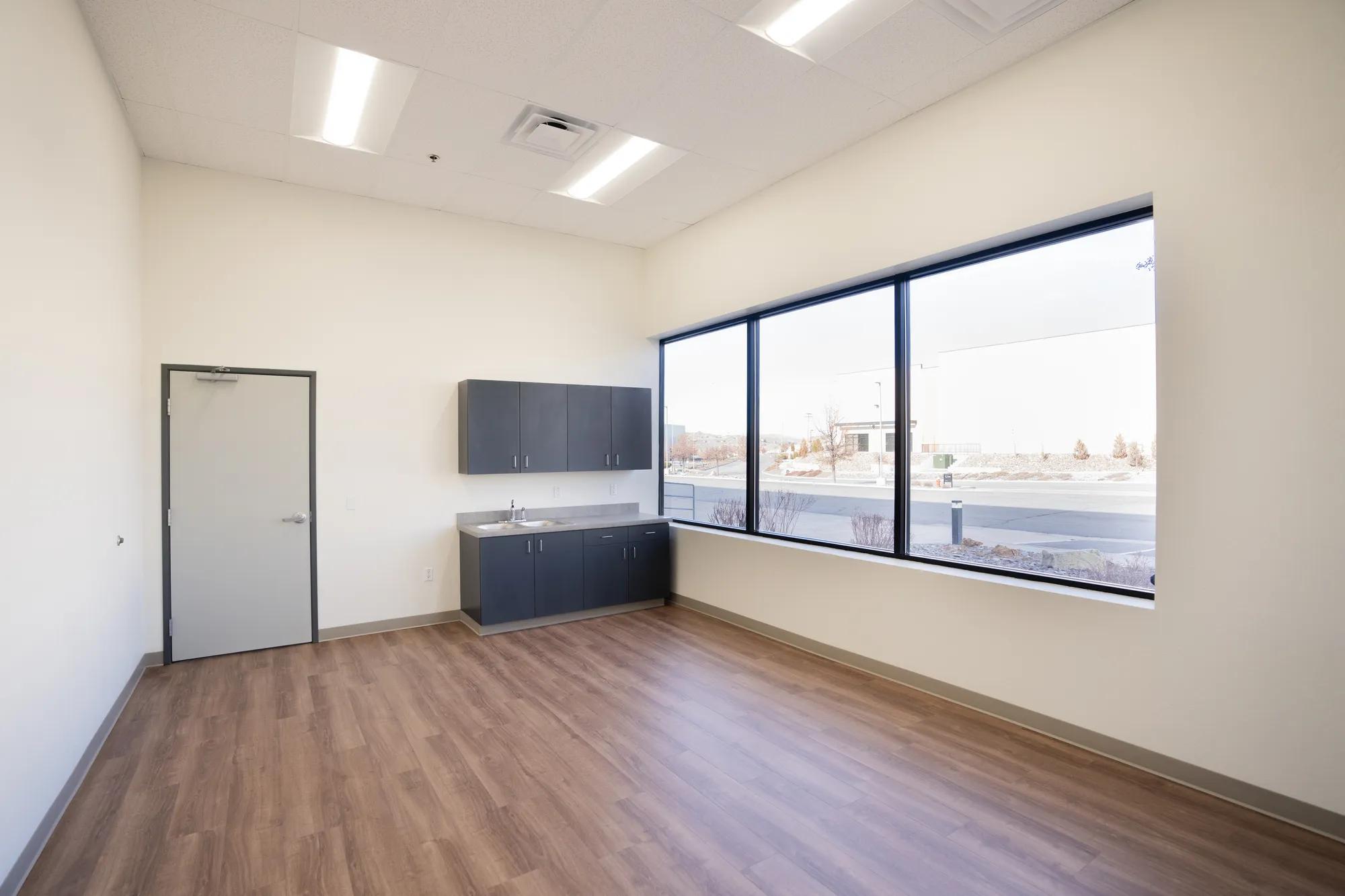 Details of 900 North Hills Boulevard, Reno, NV 89506 - Industrial Property For Lease