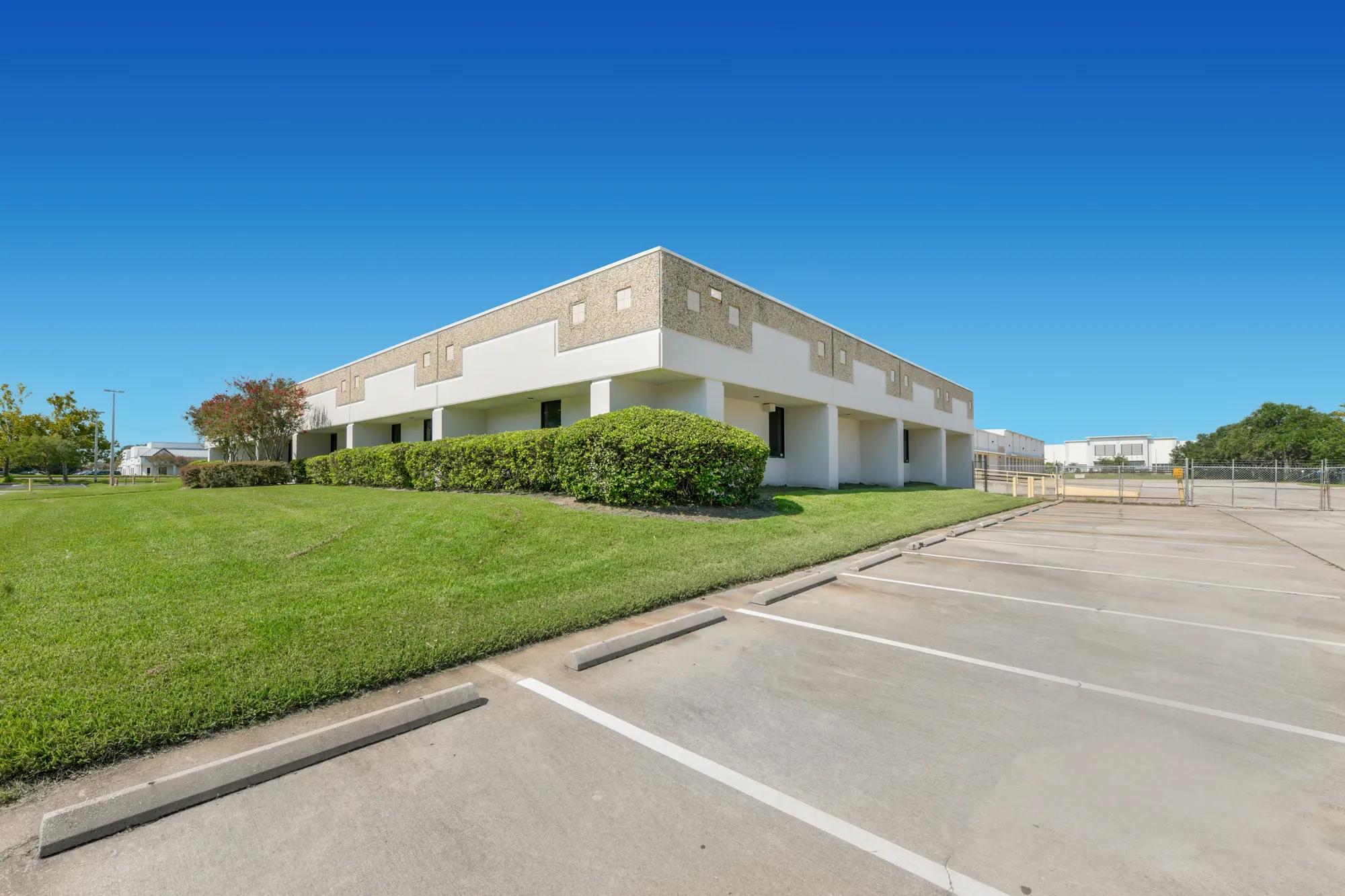 Details of 3200 Mercy Drive, Orlando, FL 32808 - Industrial Property For Lease