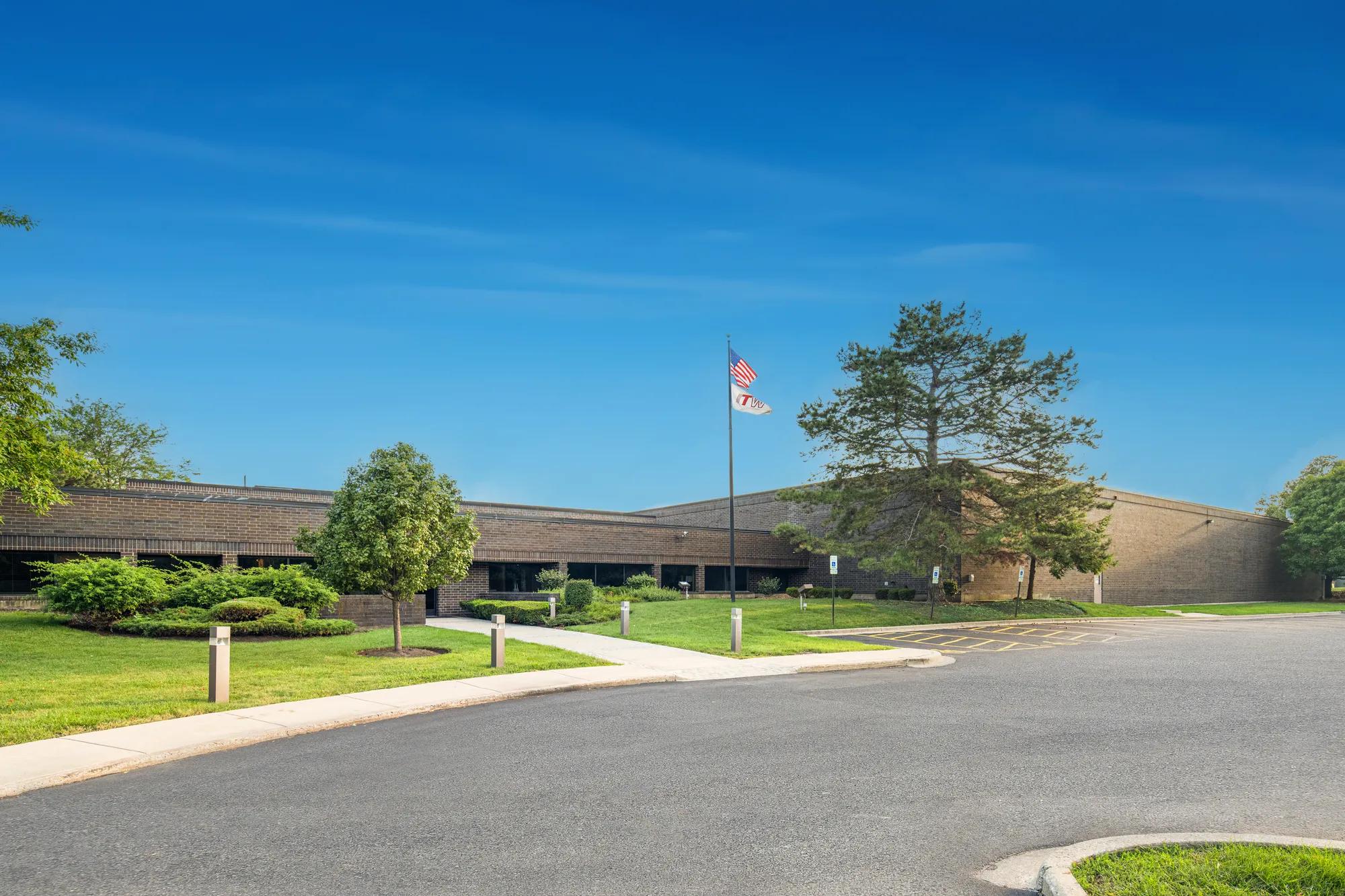 Photo of 600 Knightsbridge Pkwy