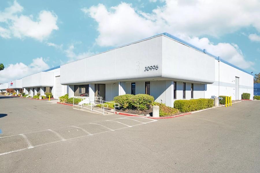 1495-1497 Zephyr Ave, Hayward, CA 94544, 3-1495