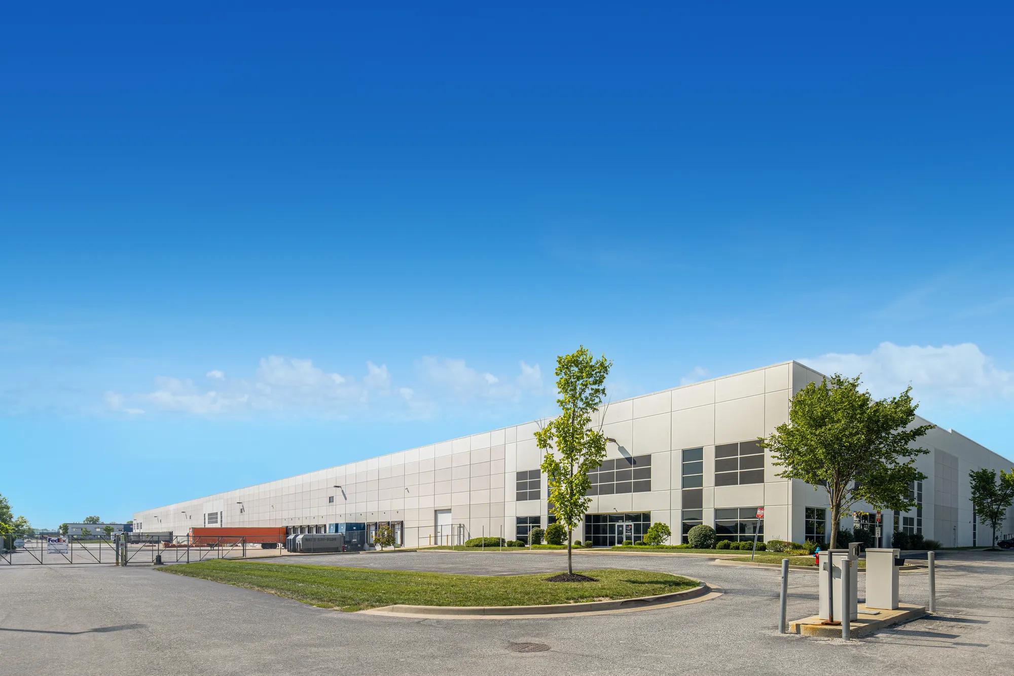 650 Commerce Pkwy E Dr, Greenwood, IN 46143, 02