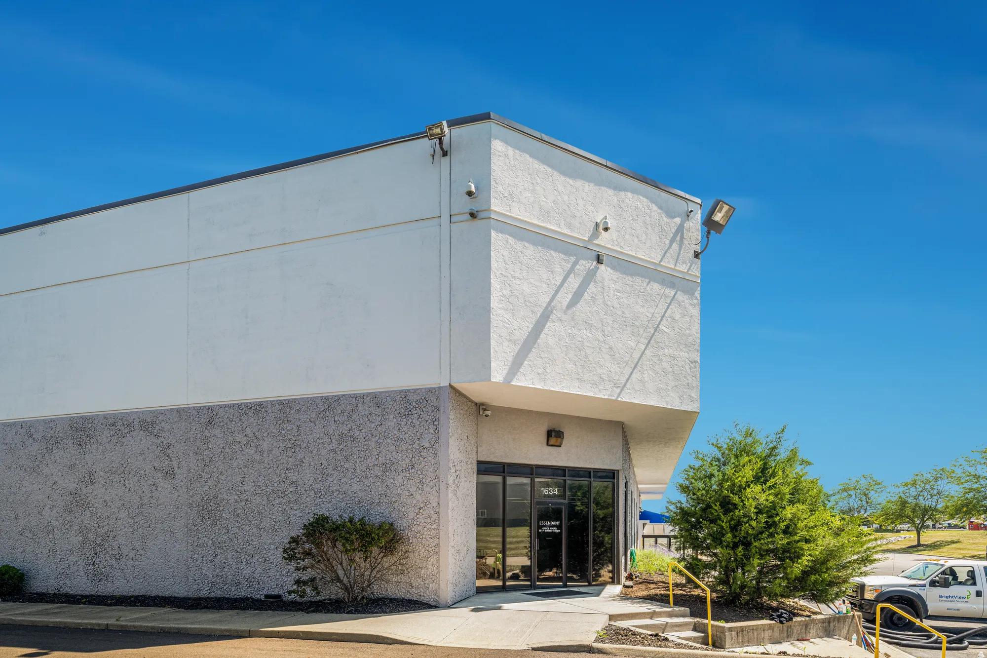1614-1634 Westbelt Drive, Columbus, OH 43228, 00450