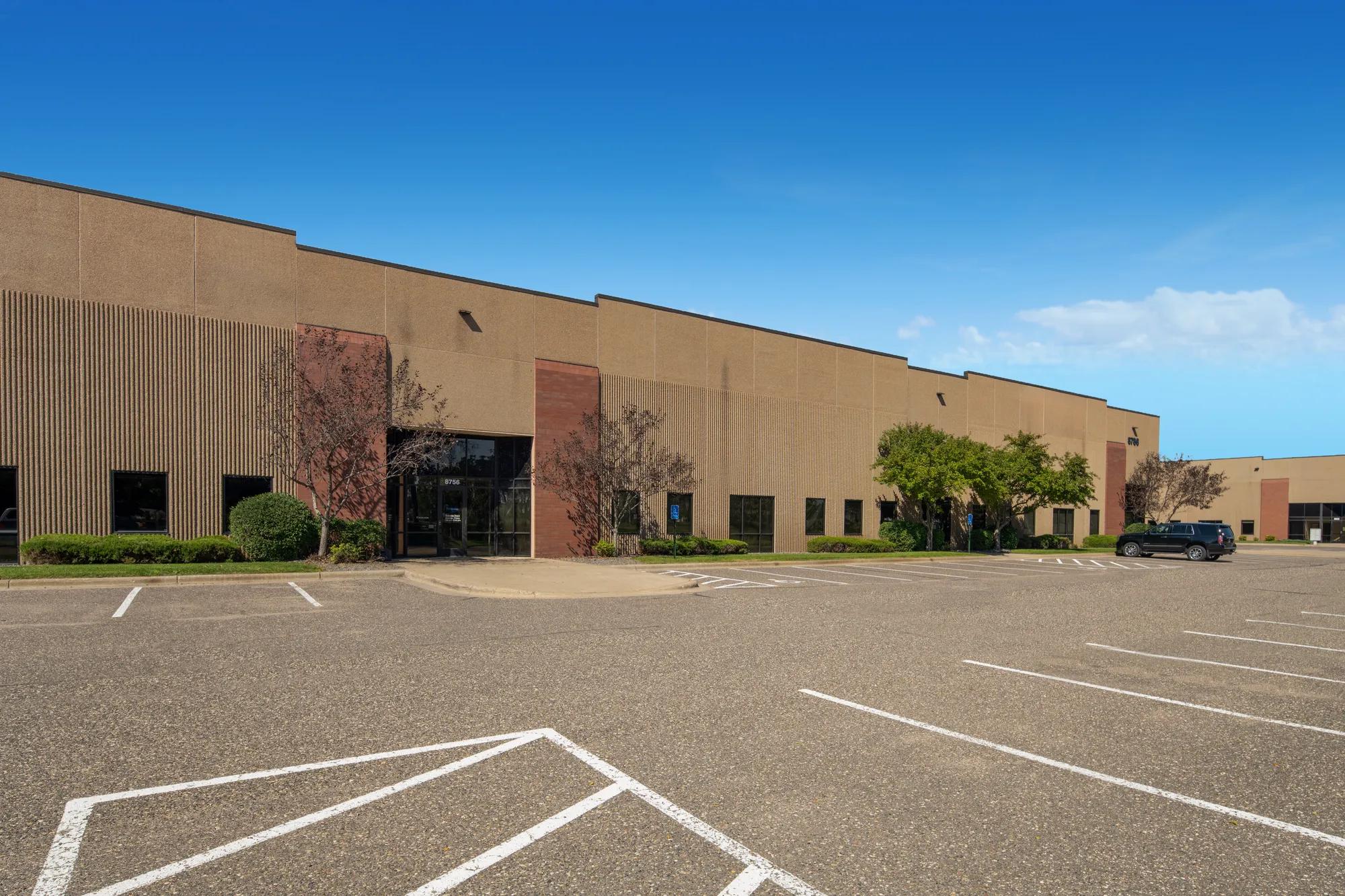 Photo of 8720 35W West Service Drive