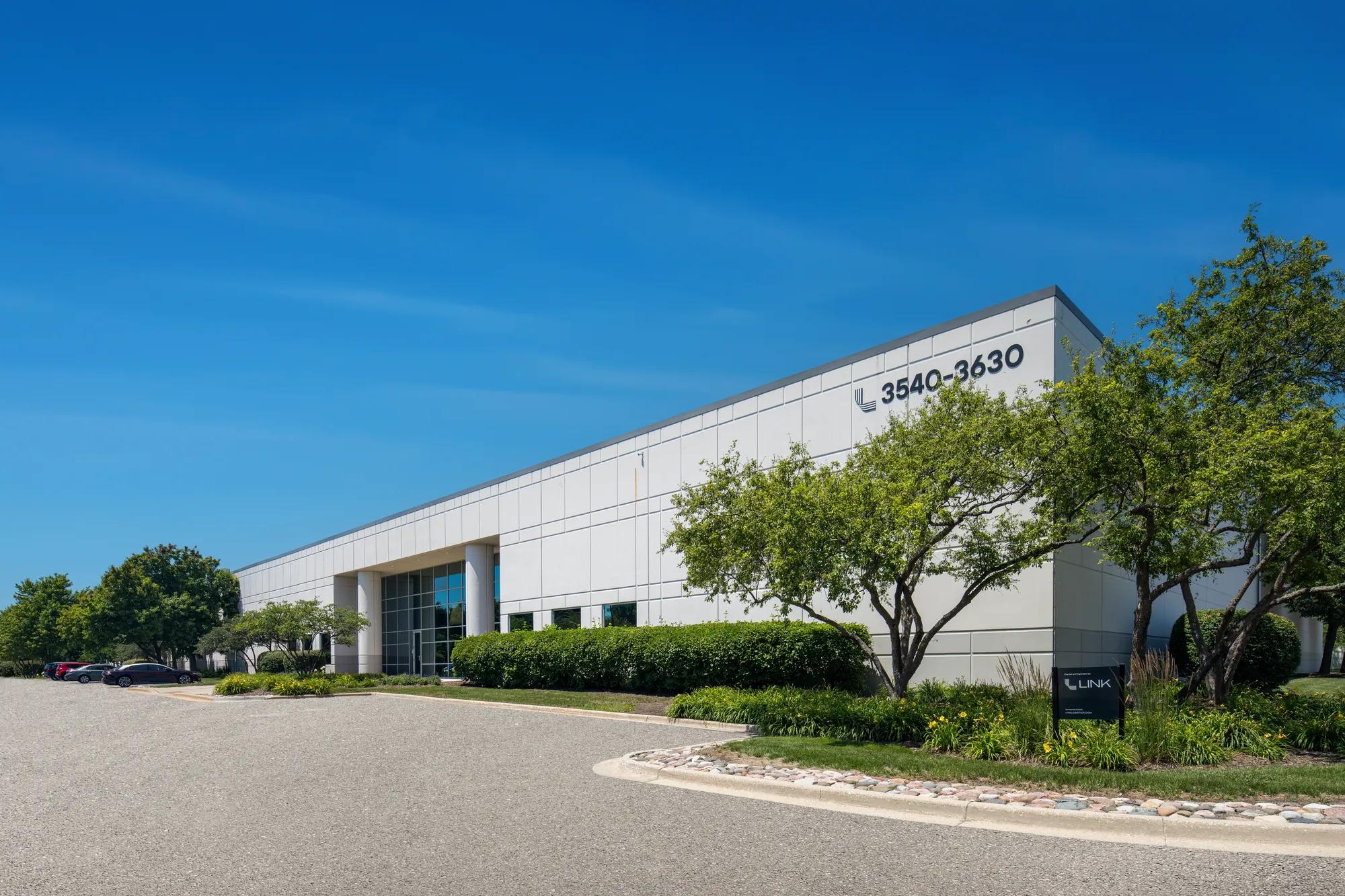 3540-3630 Amhurst Pkwy, Waukegan, IL 60085, 3600