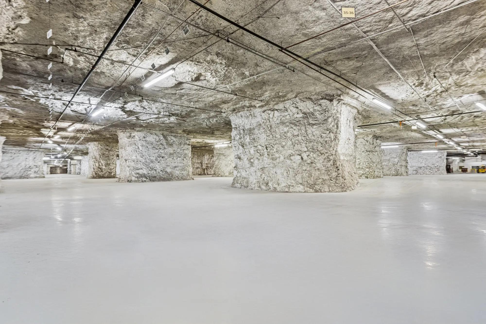 Details of Independence, MO 64056 - Industrial Property For Lease