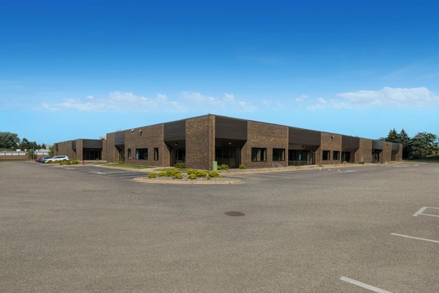 1270 Eagan Industrial Road, Saint Paul, MN 55121, 02155