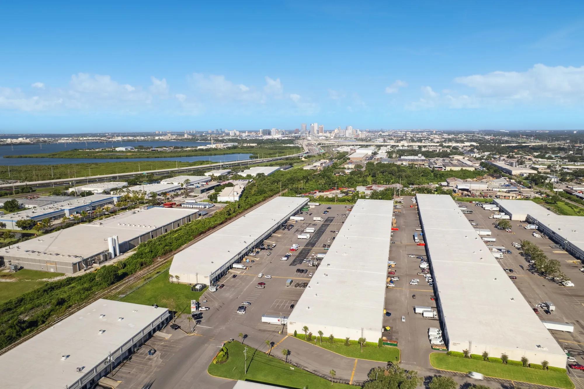 4701-4971 Distribution Drive, Tampa, FL 33605, 2-4735B