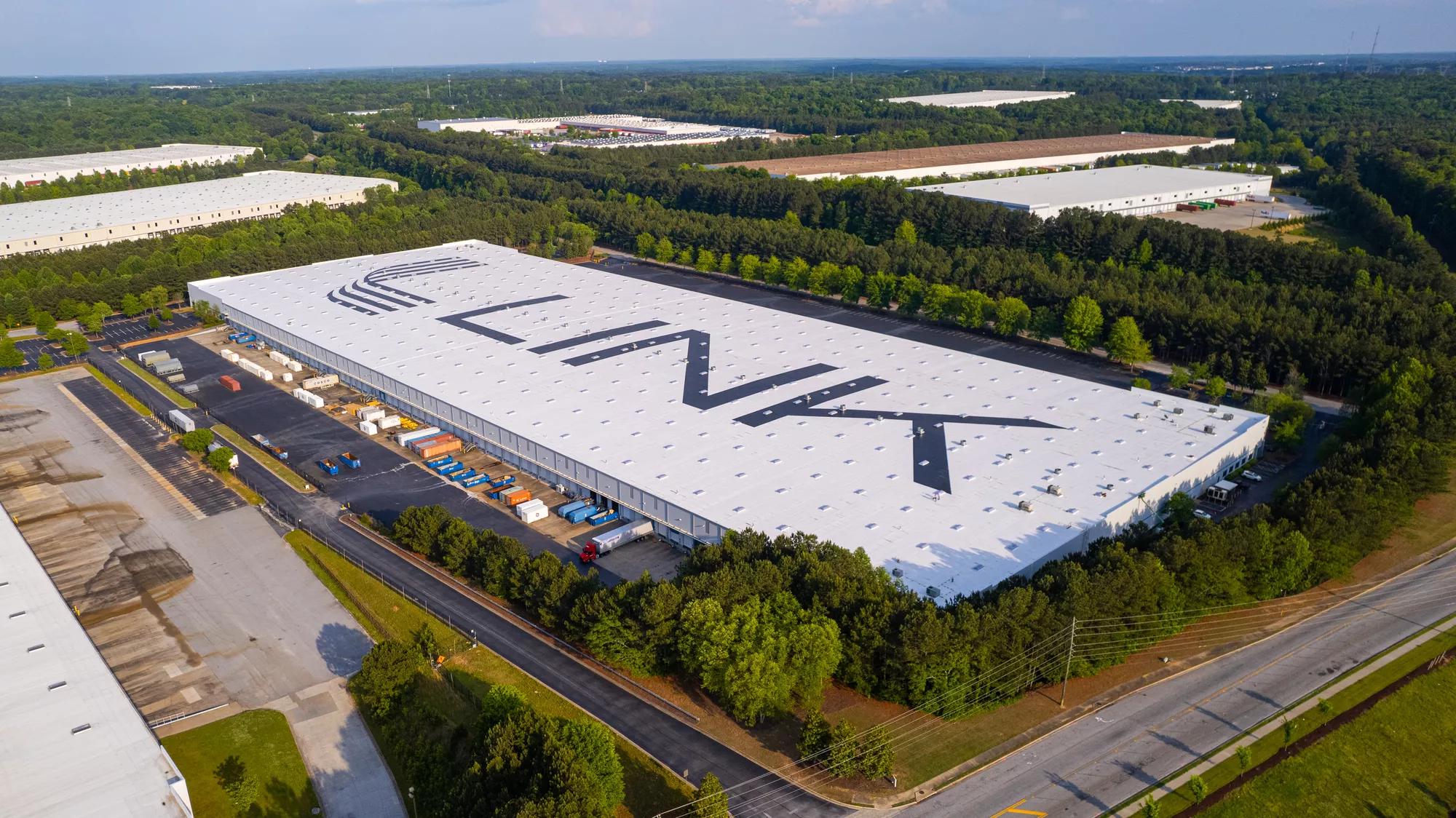Link Logistics industrial warehouse with rooftop branding in Atlanta, Georgia