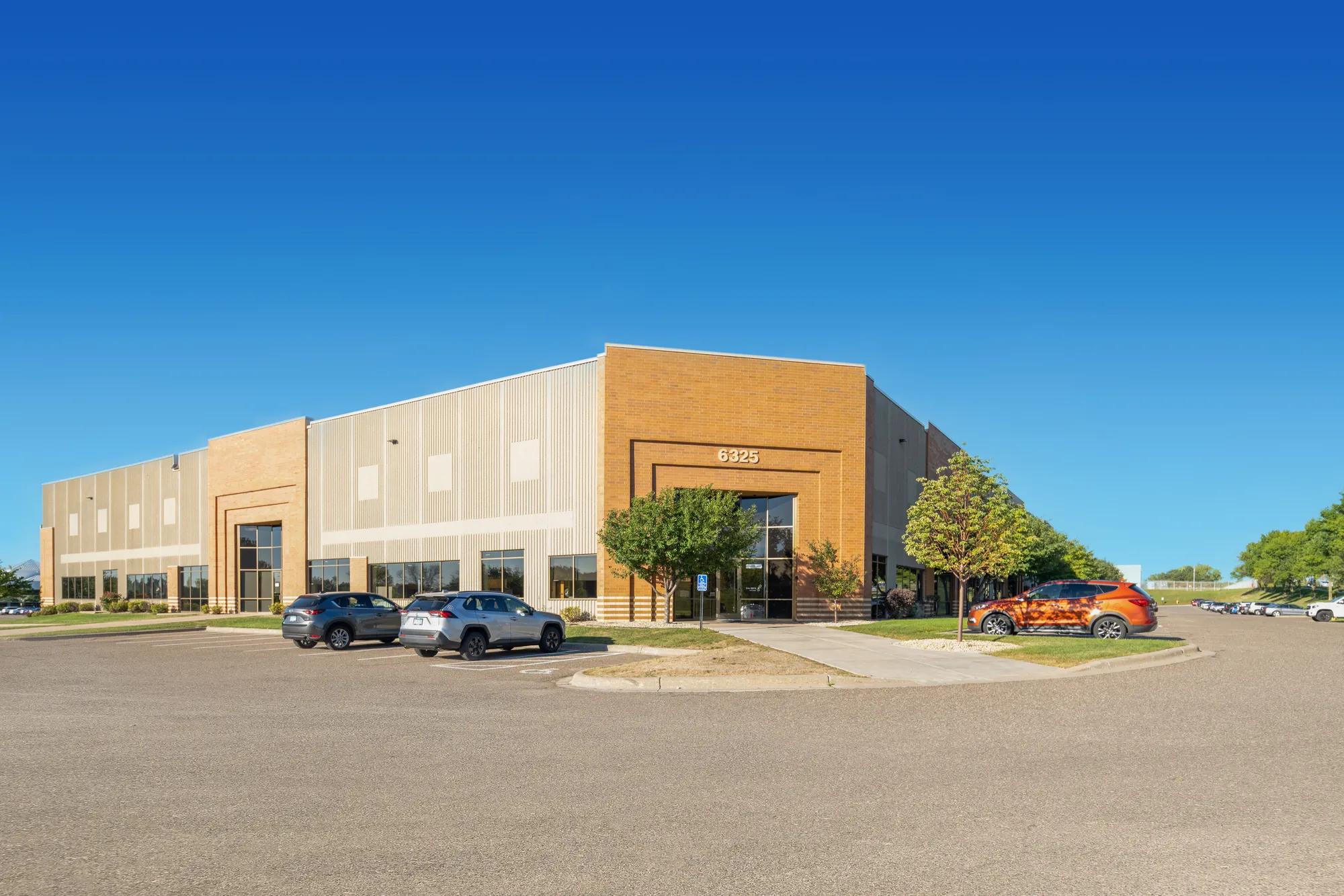 Details of Minneapolis, MN 55427 - Industrial Property For Lease