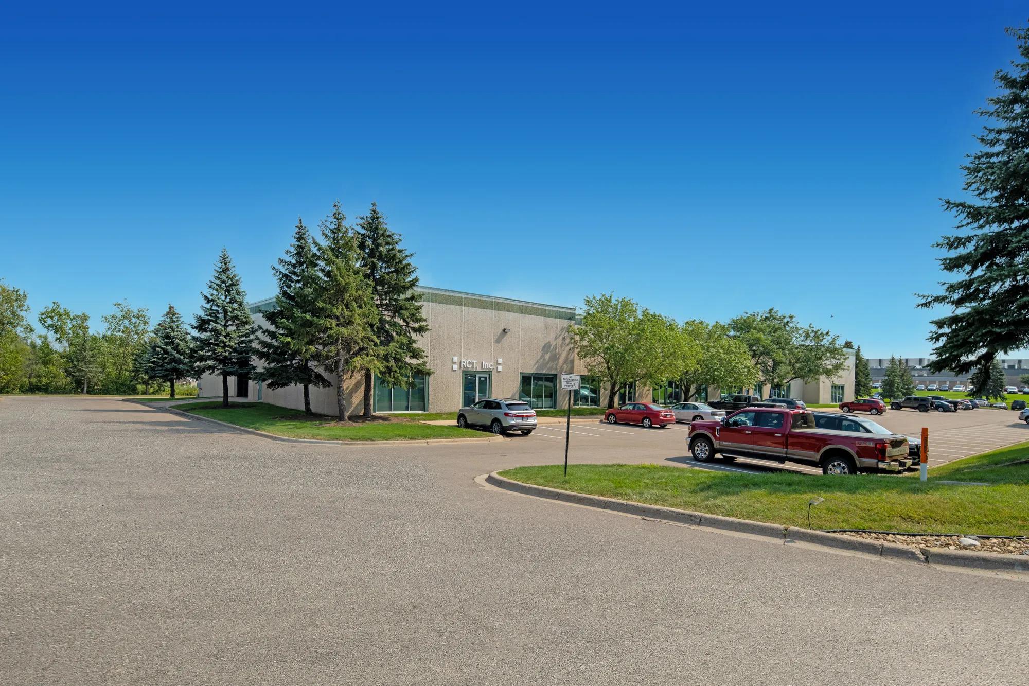 Details of 980 Lone Oak Rd., Saint Paul, MN 55121 - Industrial Property For Lease
