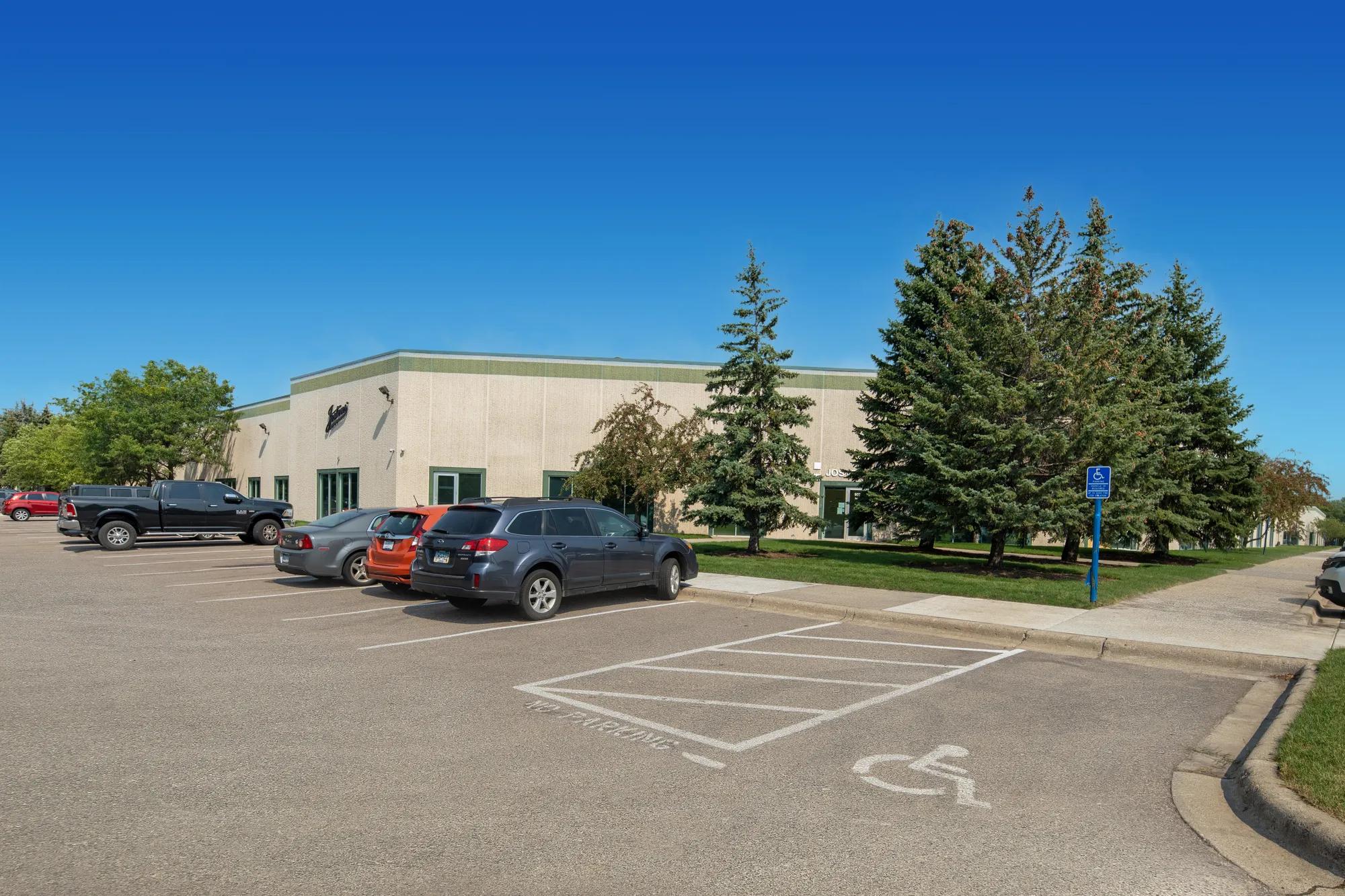 Details of 980 Lone Oak Rd., Saint Paul, MN 55121 - Industrial Property For Lease