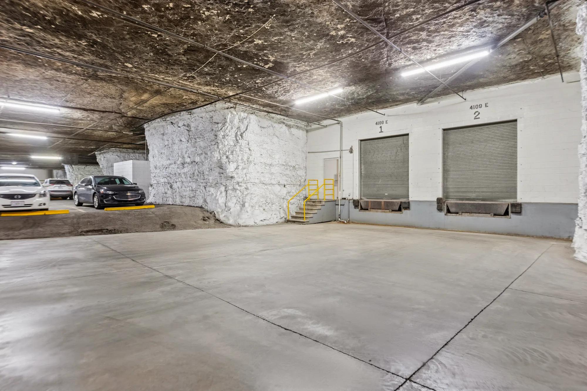 Details of Independence, MO 64056 - Industrial Property For Lease