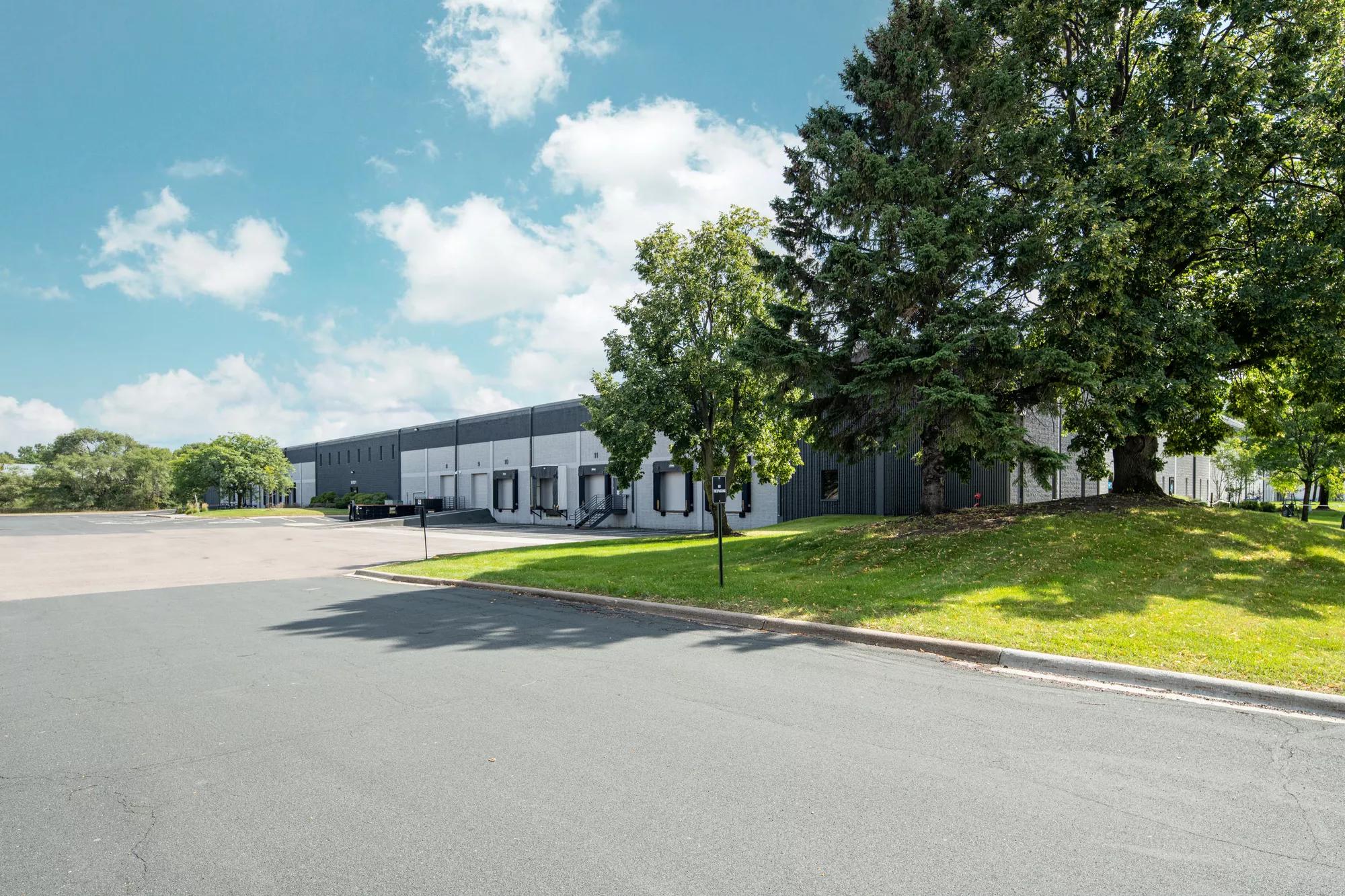 Details of Bloomington, MN 55438 - Industrial Property For Lease
