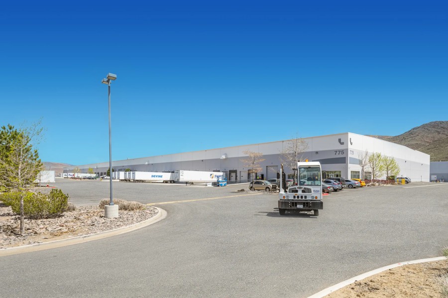 775 Waltham Way, Sparks, NV 89434, 00107