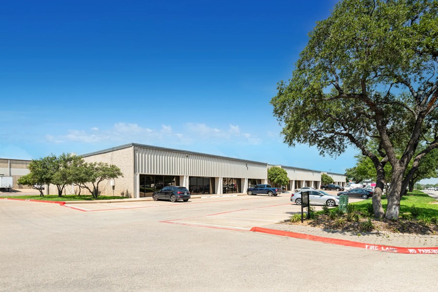 1209 W. Carrier Pkwy, Grand Prairie, TX 75050, 00302