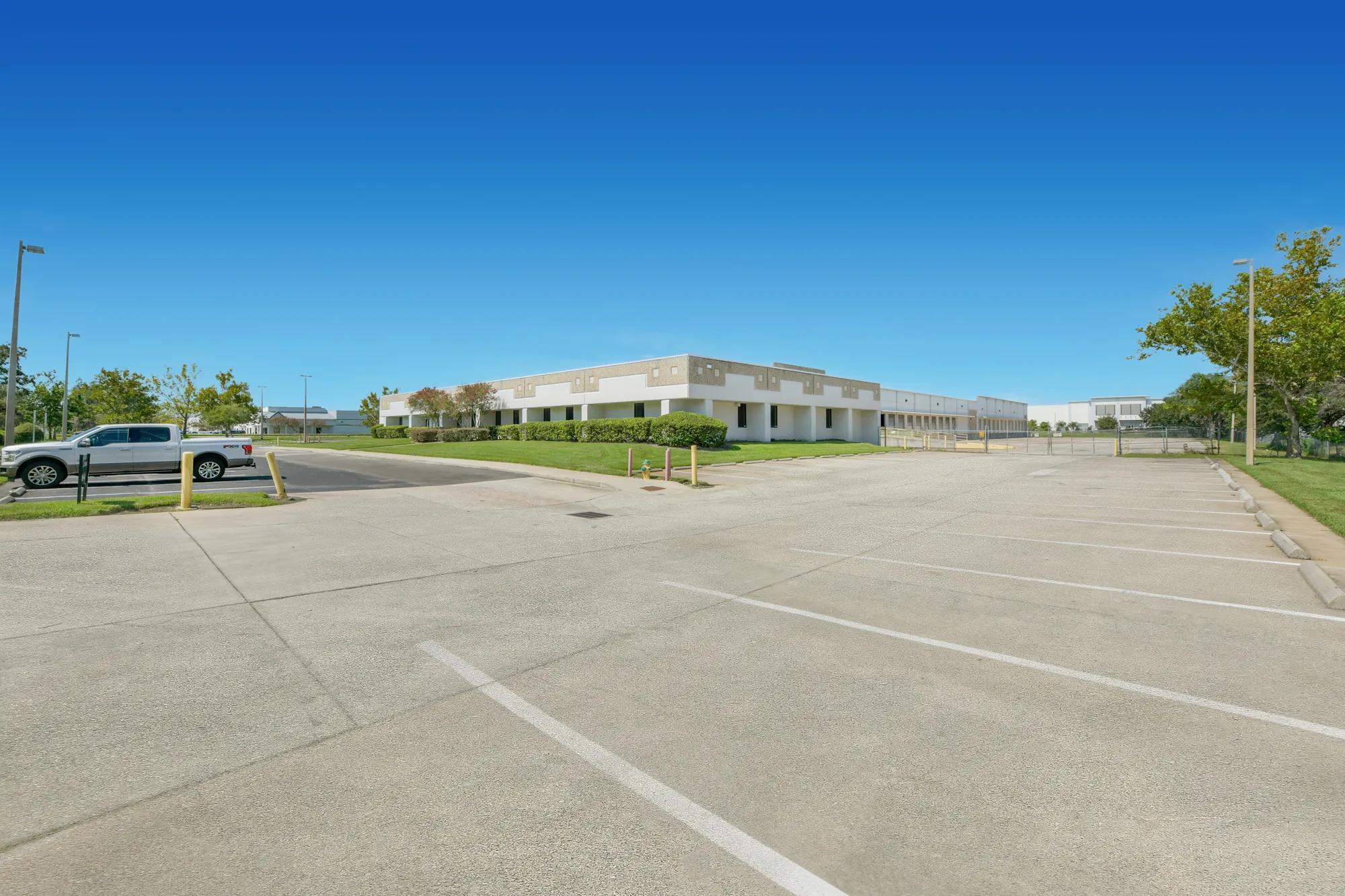 Details of 3200 Mercy Drive, Orlando, FL 32808 - Industrial Property For Lease