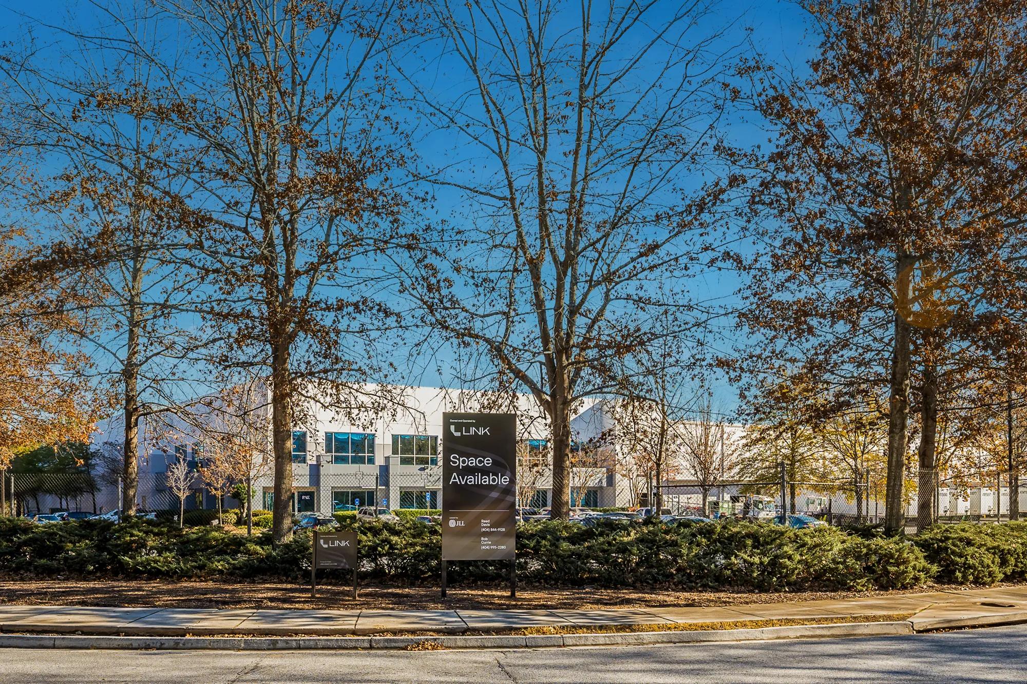 4300 South Fulton Parkway, Atlanta, GA 30349, 0200