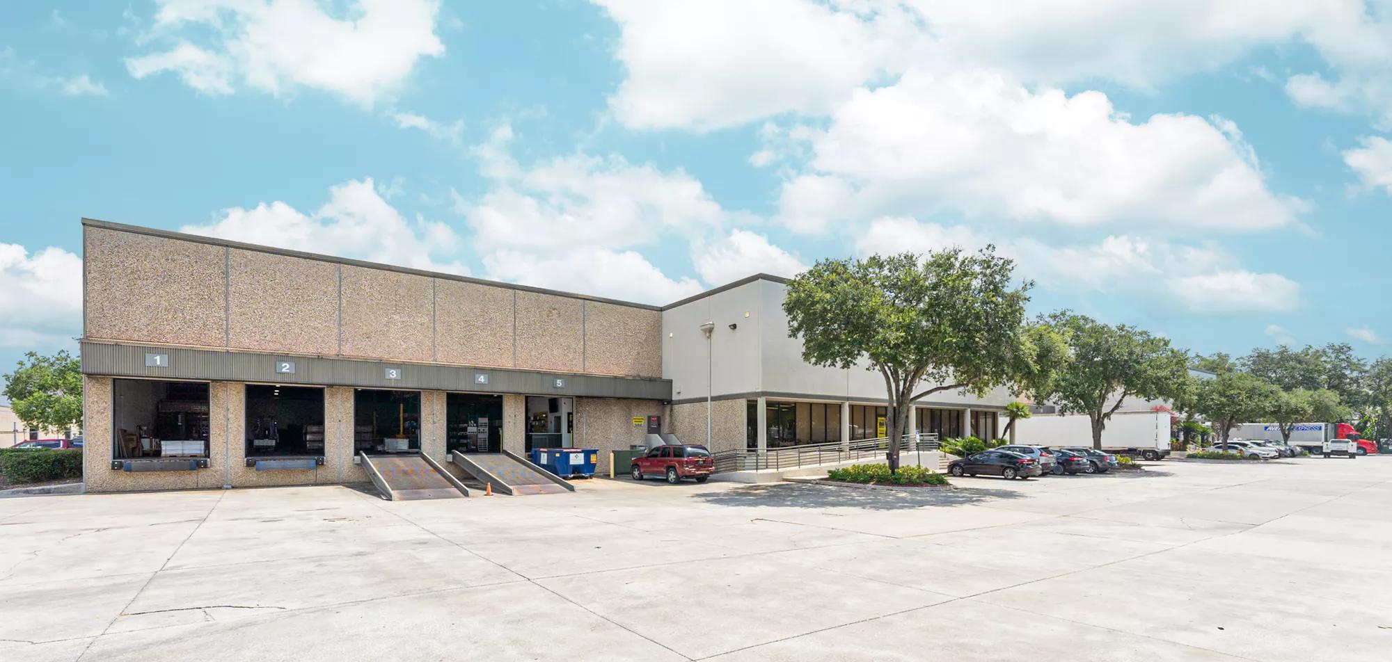 Photo of Tampa East Dst Ctr 12