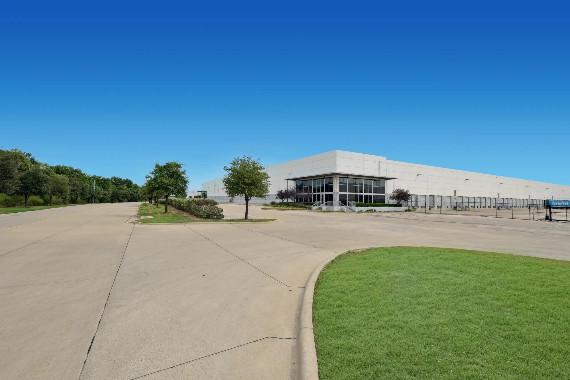 Details of 2250 Lion Country Pkwy, Grand Prairie, TX 75050 - Industrial Property For Lease