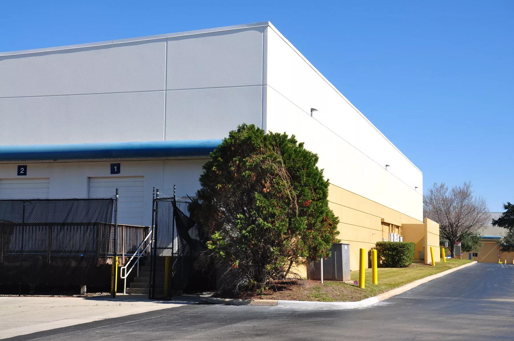 Details of 7414 Kingspointe Pkwy, Orlando, FL 32819 - Industrial Property For Lease