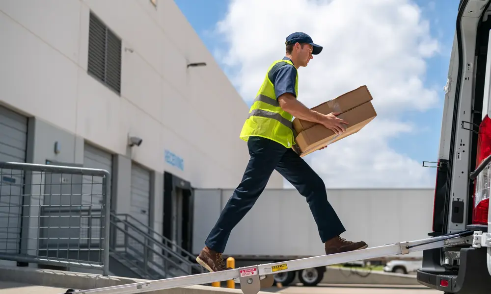 What Makes a Warehouse Right for Last-Mile Delivery? 