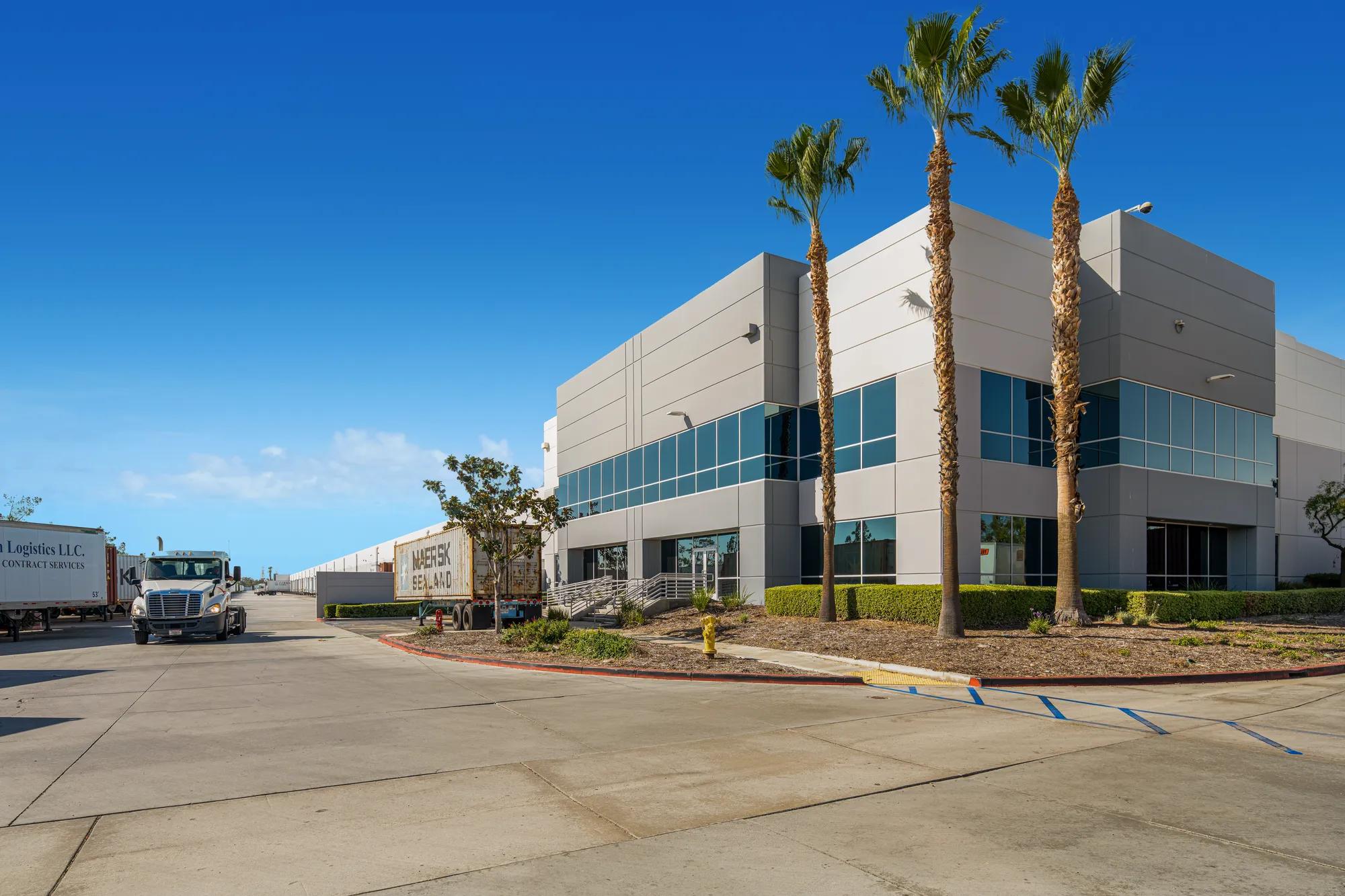 11650 Venture Dr, Jurupa Valley, CA 91752, 001