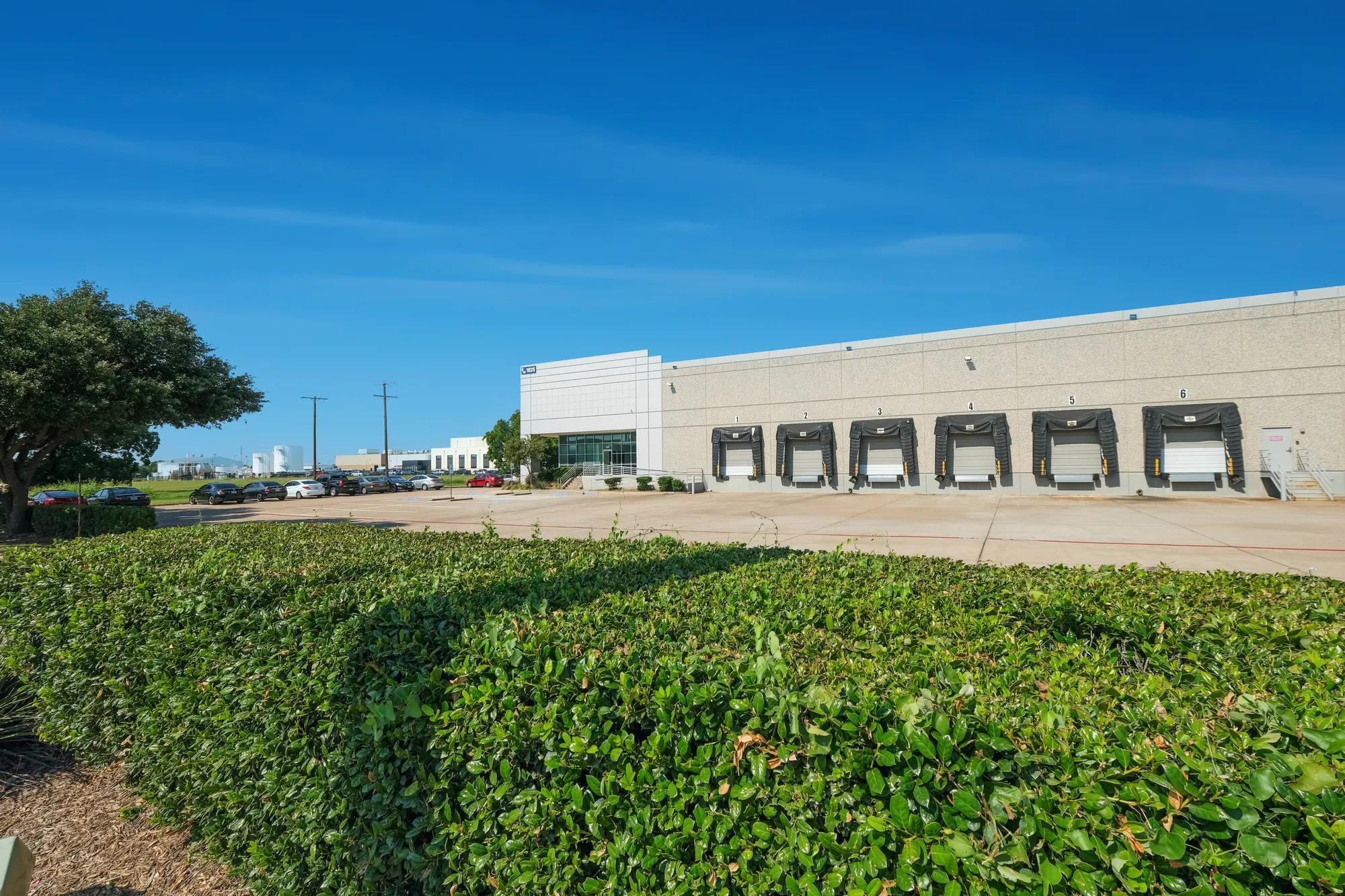 Details of Grand Prairie, TX 75050 - Industrial Property For Lease