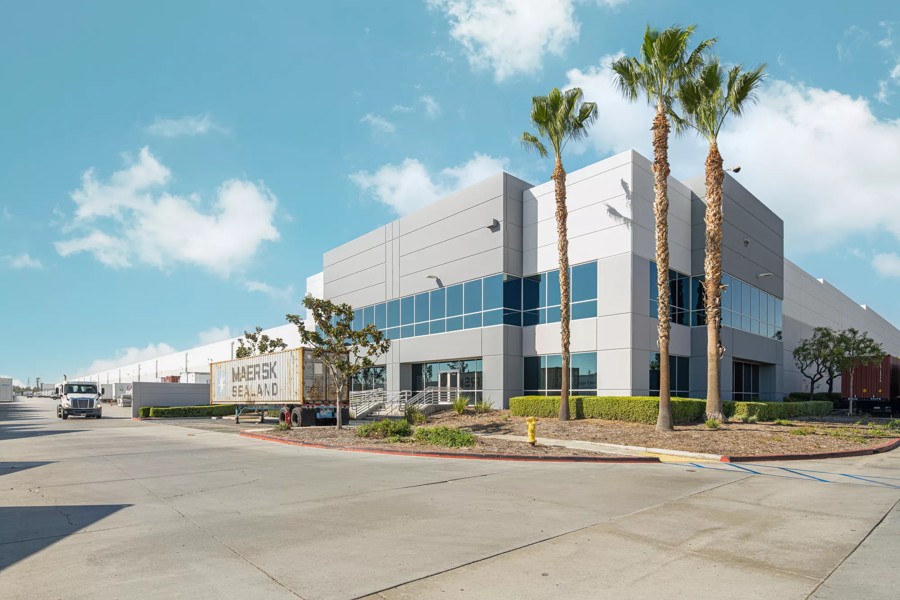 11650 Venture Dr, Jurupa Valley, CA 91752, 001