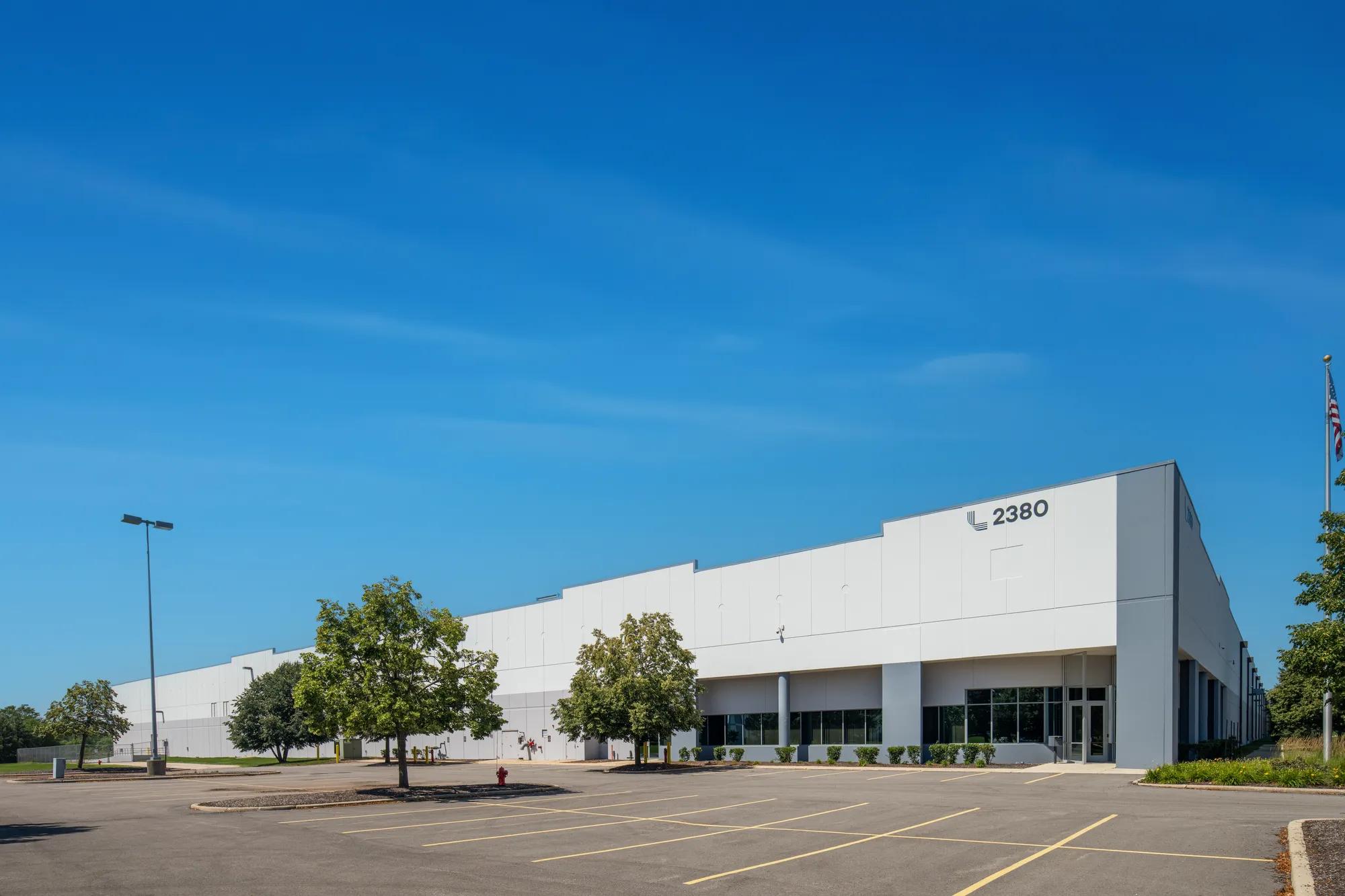 2380 Sullivan Rd, Aurora, IL 60506, 00100