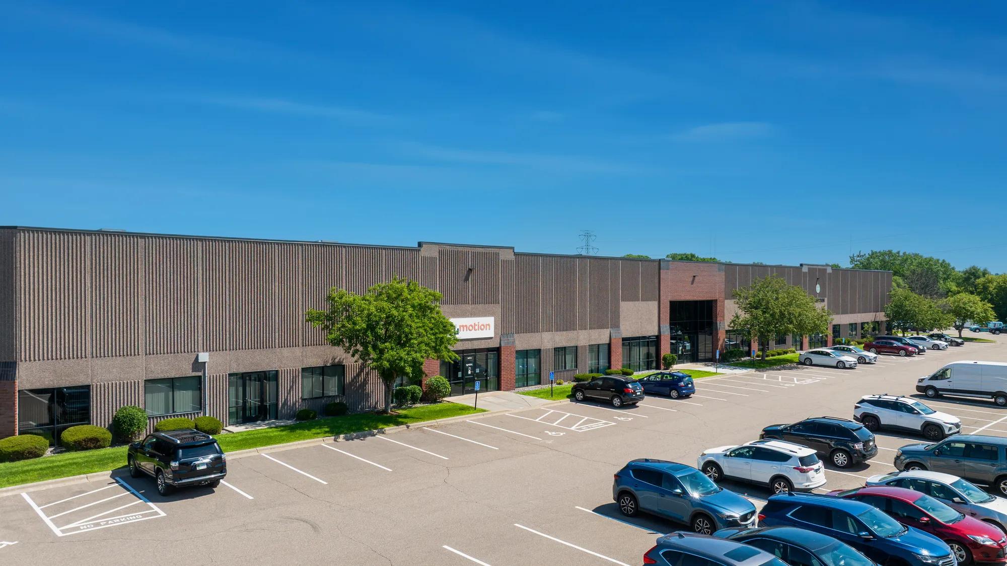 601 Campus Drive, New Brighton, MN 55112, 1200